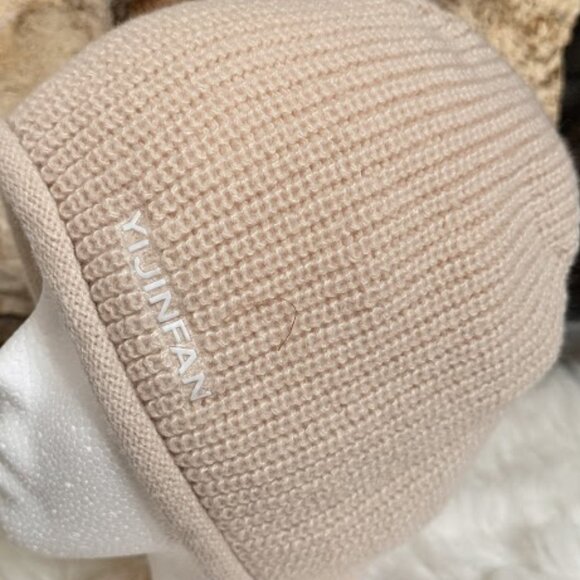 New Cream Knit Winter Bonnet Hat With Ties - Picture 7 of 7